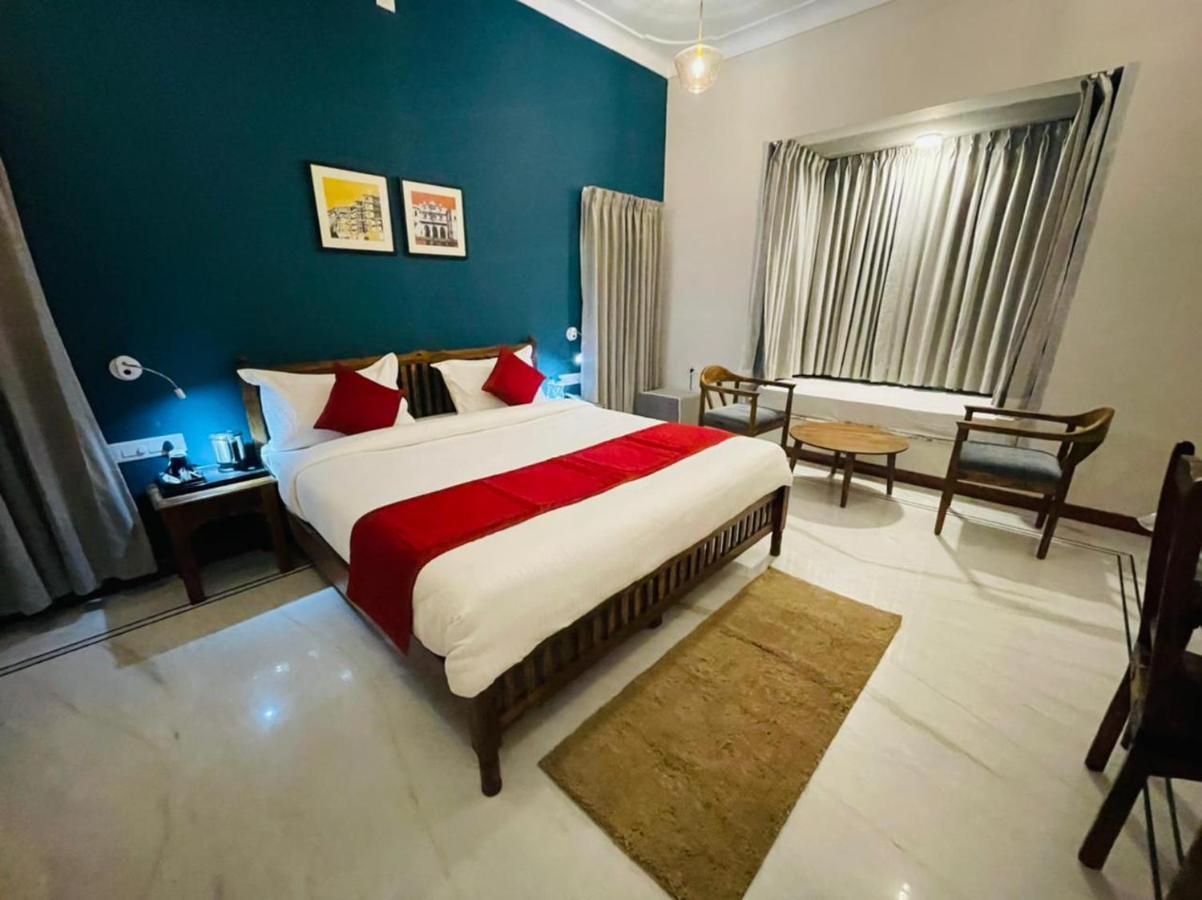 Dheergarh Palace Udaipur Luaran gambar