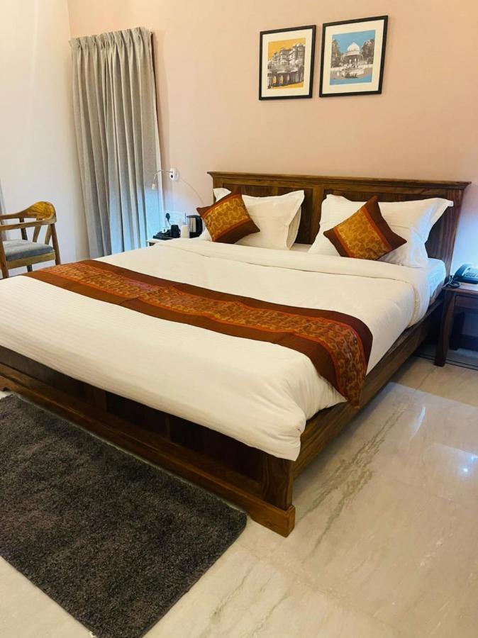 Dheergarh Palace Udaipur Luaran gambar