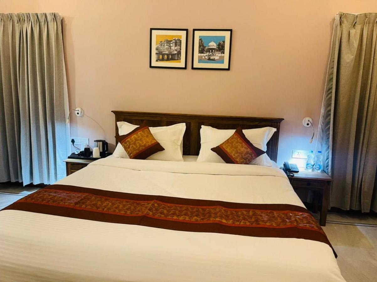 Dheergarh Palace Udaipur Luaran gambar