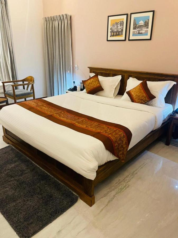 Dheergarh Palace Udaipur Luaran gambar